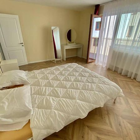 Cozy Modern One Bedroom Floreşti Extérieur photo