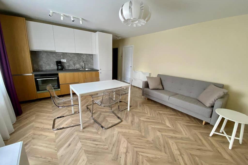 Cozy Modern One Bedroom Floreşti Extérieur photo